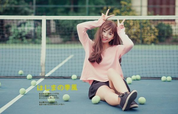 Bài tập rèn luyện khả năng đáp trả bóng bằng tay non (one-handed) slice down the line trong tennis